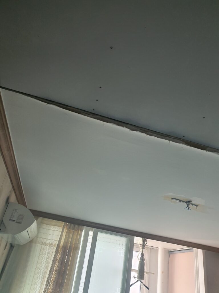 수원 권성구 아파트 누수탐지 업체 석고보드를 교체한 사진입니다.